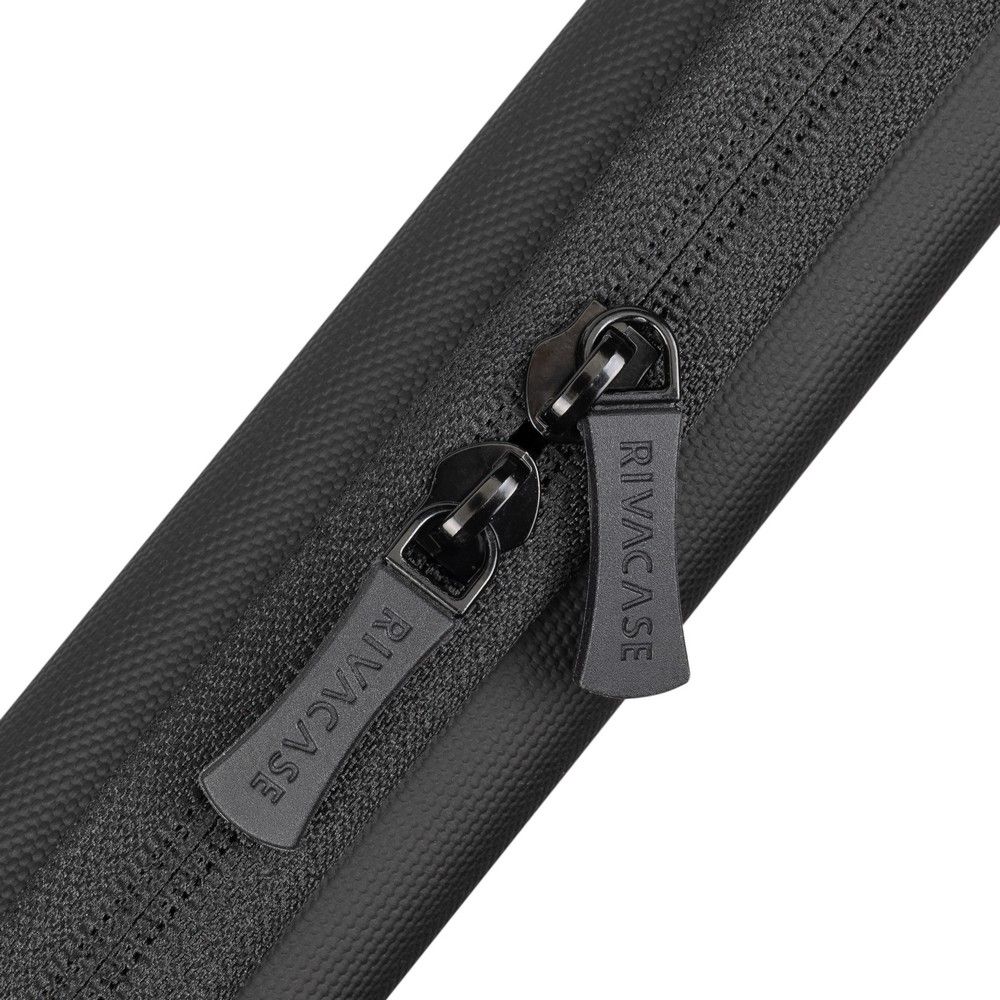 RivaCase 5131 Hardshell Laptop case 15,6