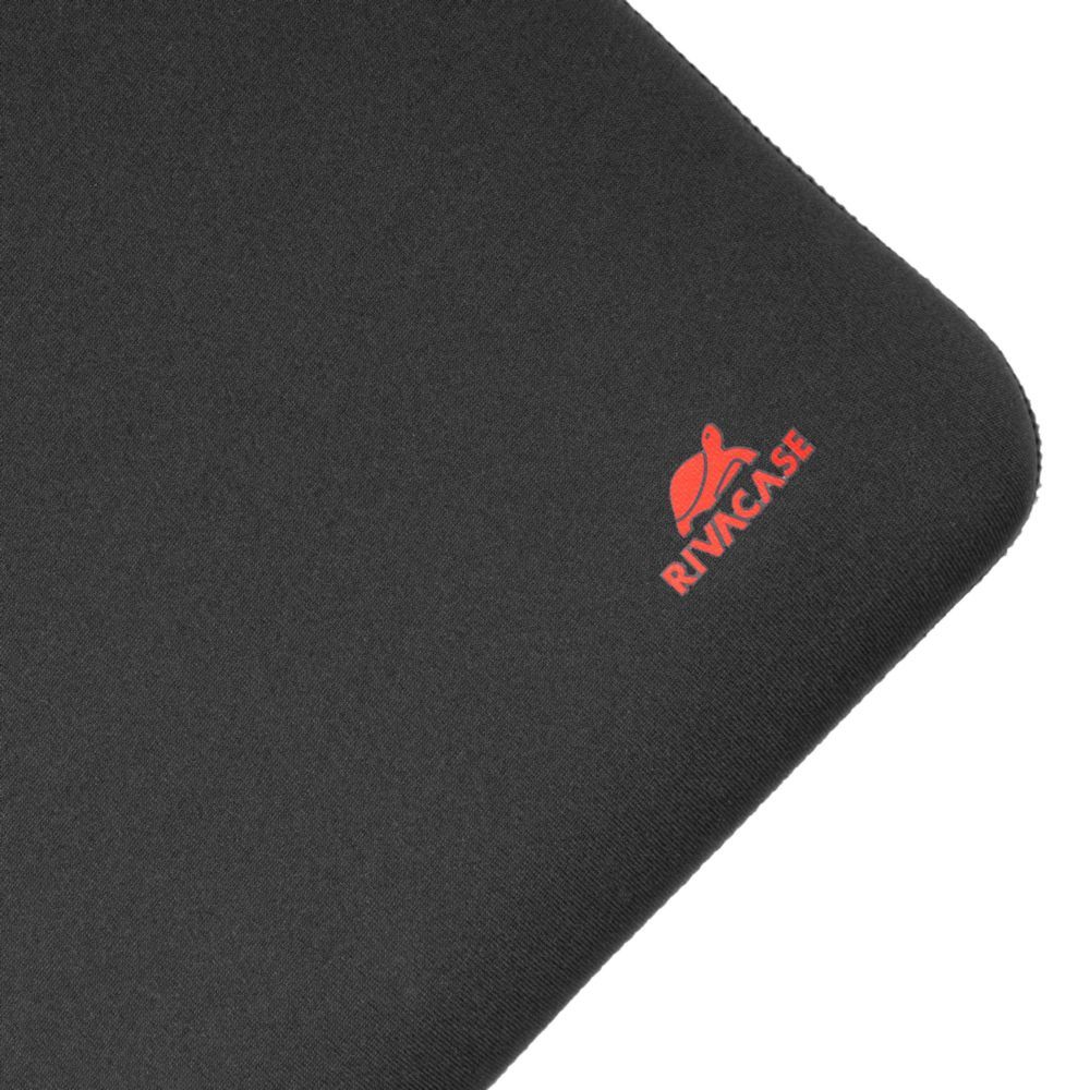 RivaCase 5224 MacBook Air 15