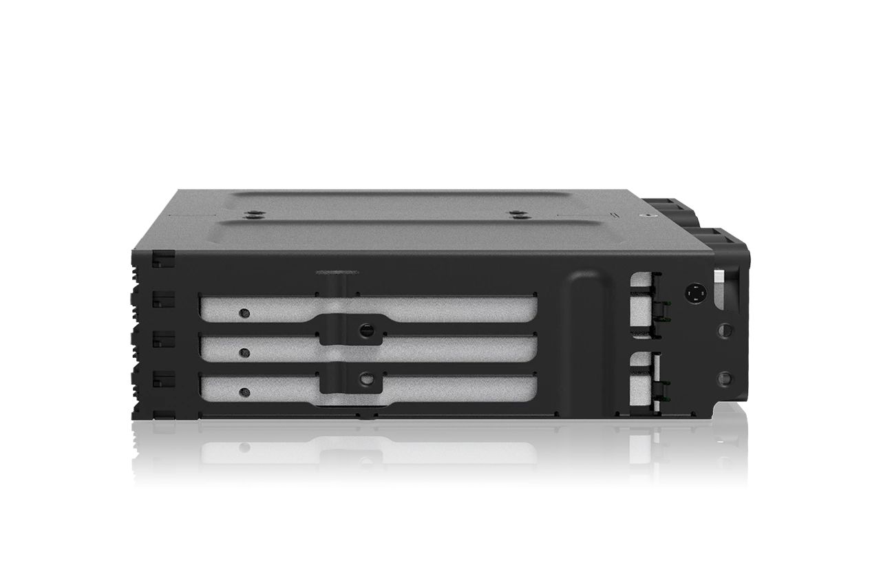 IcyDock ExpressCage MB038SP-B 8 Bay 2.5
