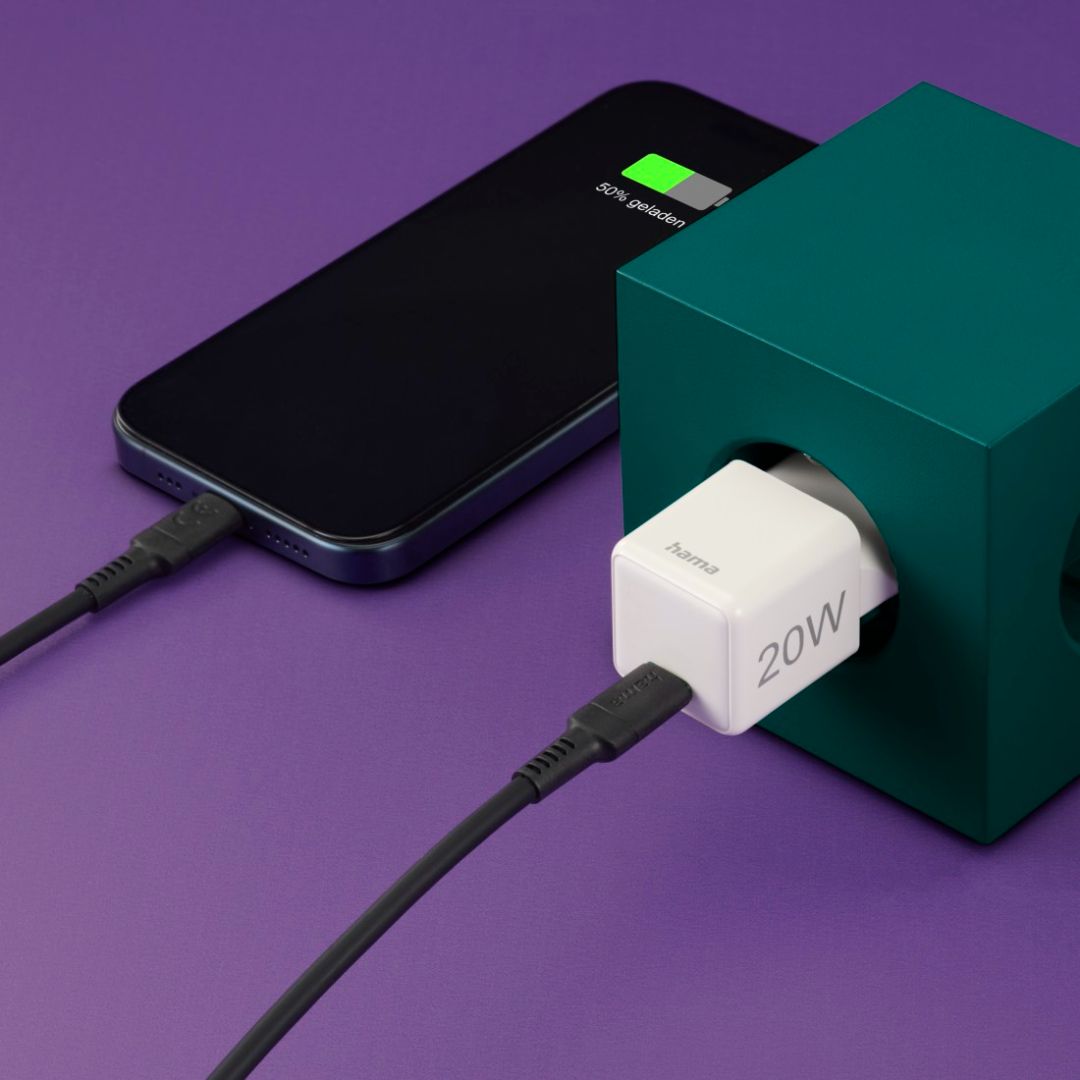 Hama Fast Charger Super-Mini Charger 20W White