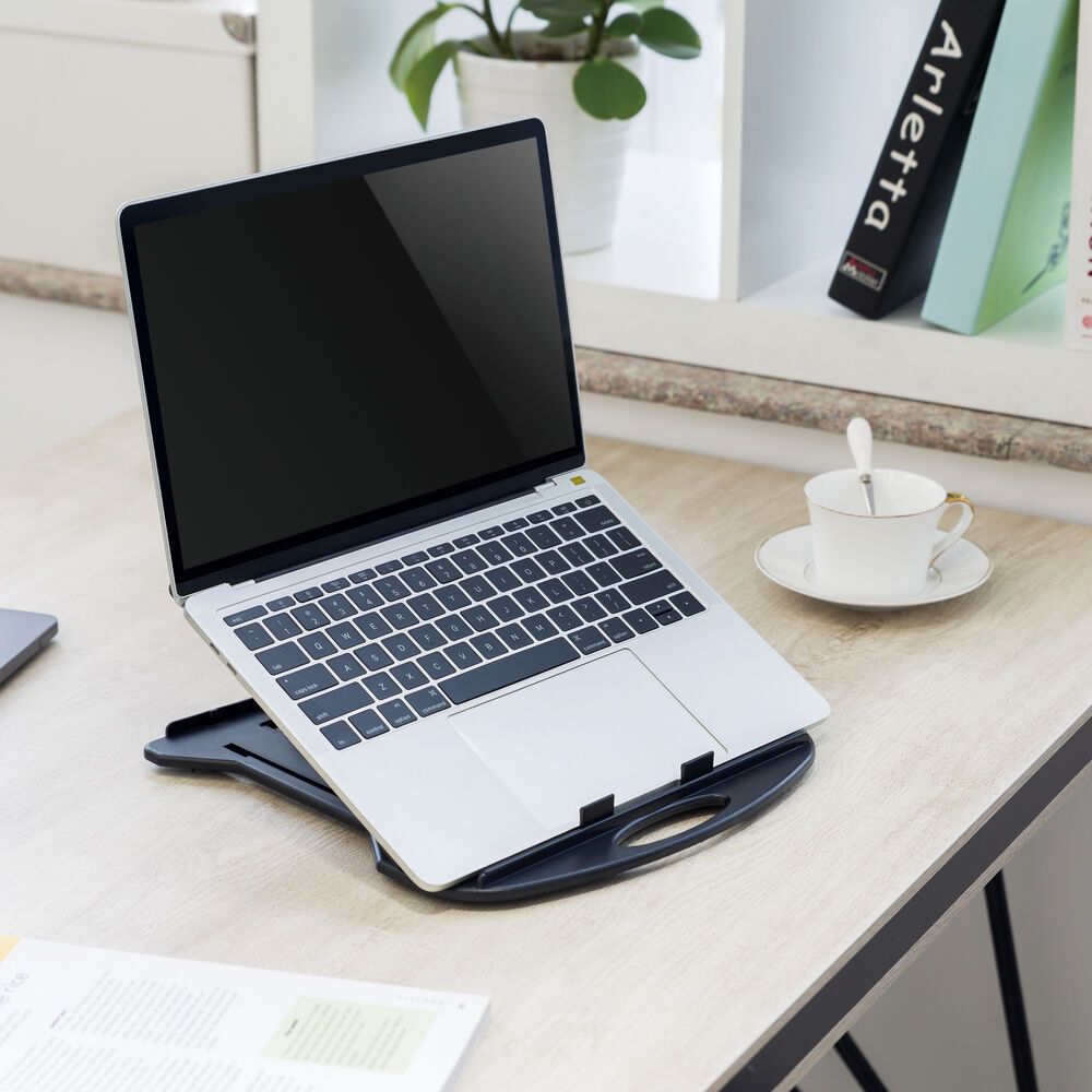 ACT AC8150 Összecsukható laptopállvány 7 állítható magasságú pozícióval
