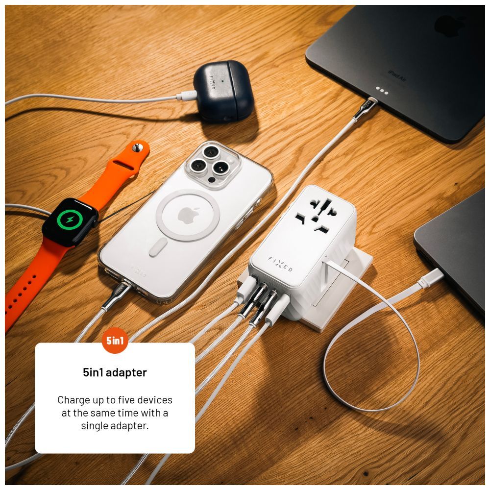 FIXED Voyager utazó adapter 4xUSB-C/1xUSB GaN 85W, fehér