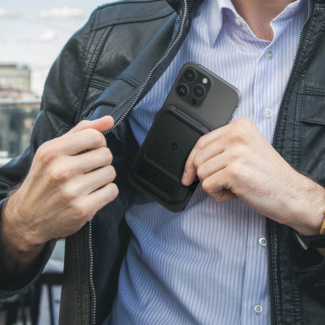 Spigen iPhone Lock Fit Wallet with MagSafe Black
