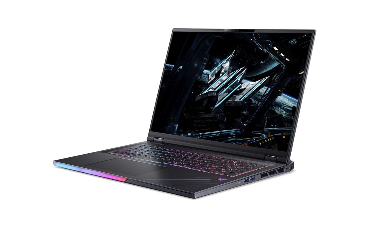 Acer Predator Helios PH18-73-92Z1 Black