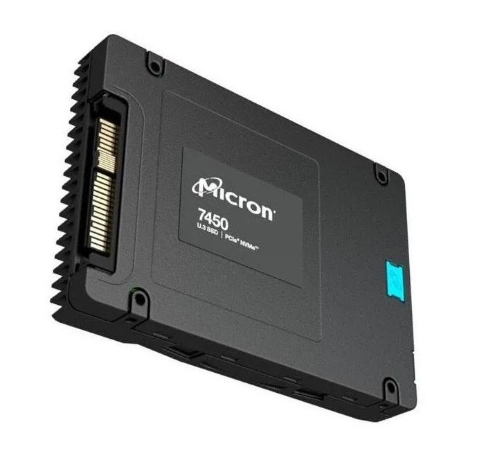 Crucial 7,68TB 2,5