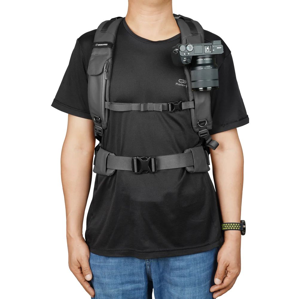 Vanguard B25L Veo Metro Backpack Black