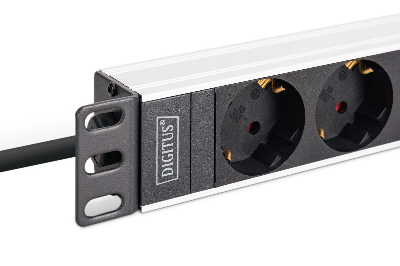 Digitus DN-95440 Túlfeszültségvédő 9DIN 2m Black