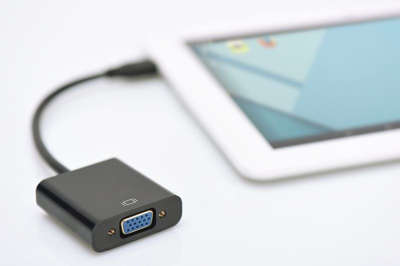 Digitus DA-70460 Micro-HDMI to VGA converter Black