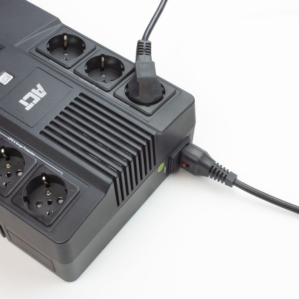 ACT AK5040 Powercord Schuko CEE 7/7 male (angled) - C13 IEC Lock 2m Black