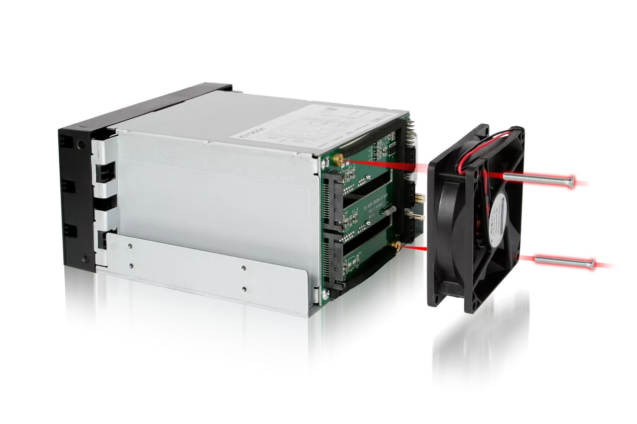 IcyDock FatCage MB153SP-B 3 Bay EZ-Tray 3.5