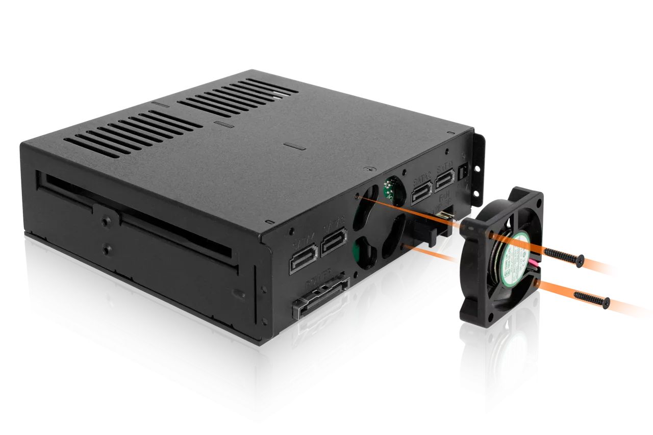 IcyDock ExpressCage MB324SP-B 4 Bay 2.5