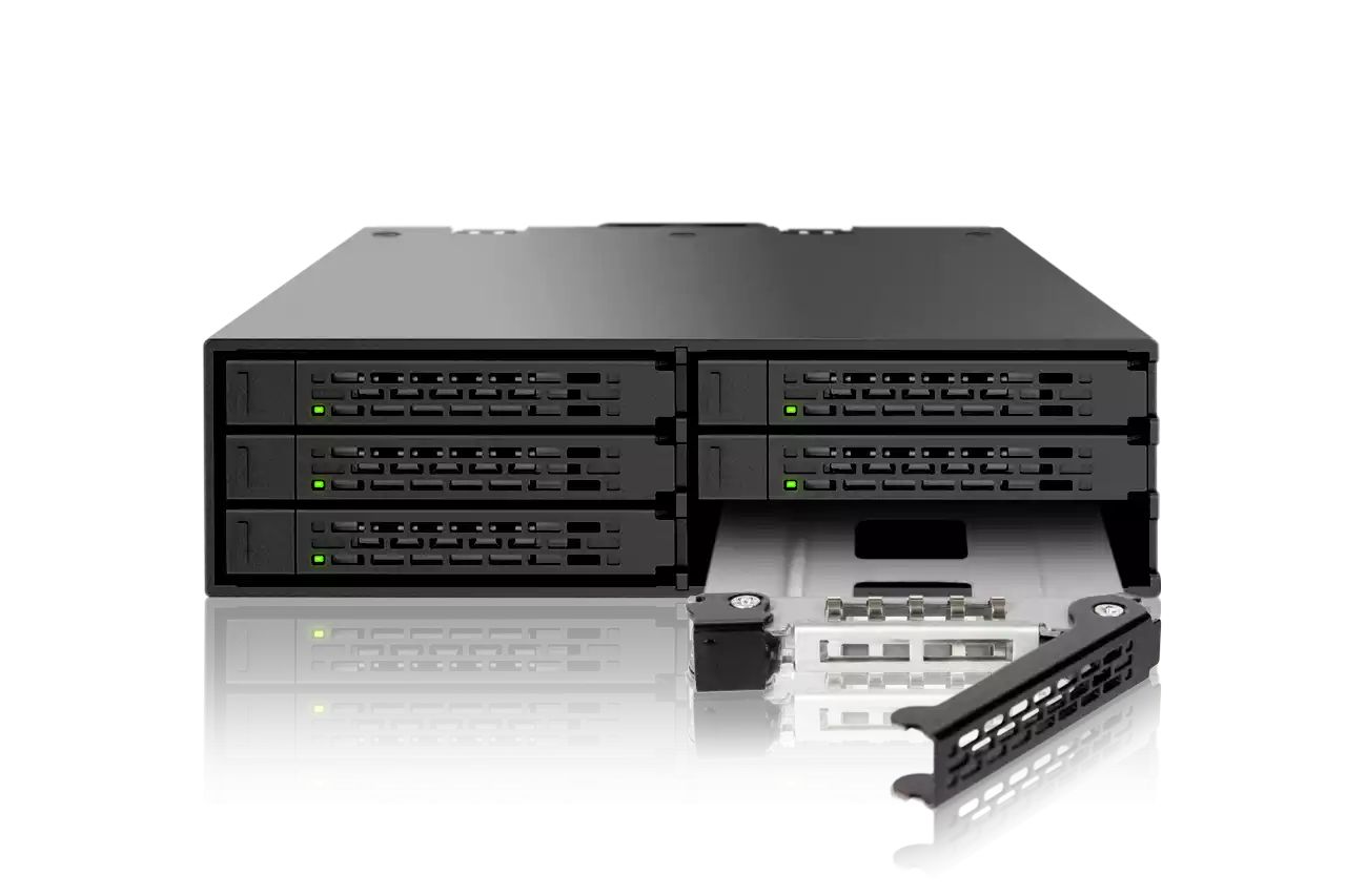 IcyDock ToughArmor MB996SP-6SB Rugged Full Metal 6 Bay 2.5