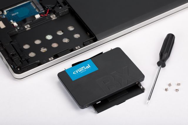Crucial 240GB 2,5