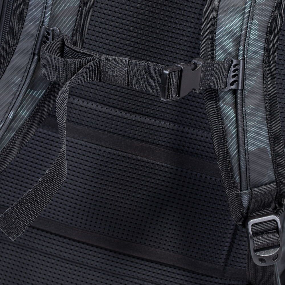 RivaCase 7631 Sherwood Rucksack Laptop Backpack Navy Camo