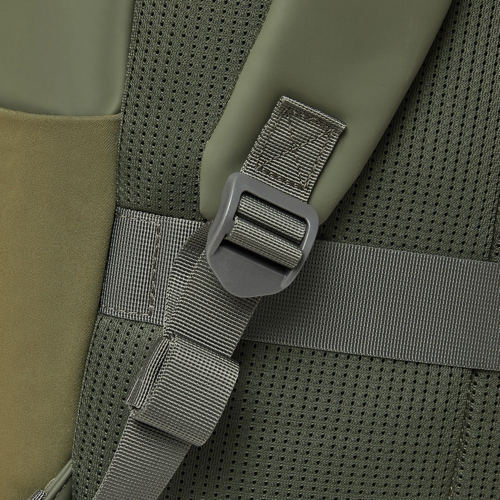 RivaCase 7826 ECO 17L Roll top backpack 14