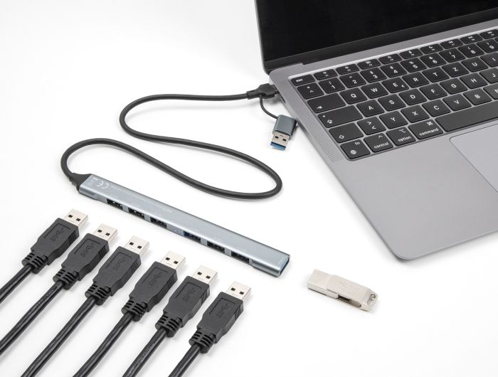 DeLock 7 Port Slim USB Hub with USB Type-C or USB Type-A to 1x USB 5 Gbps Type-A + 6x USB 2.0 Type-A