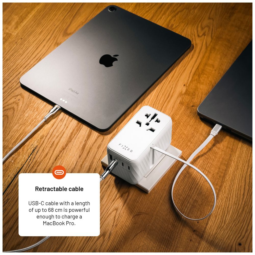 FIXED Voyager utazó adapter 4xUSB-C/1xUSB GaN 85W, fehér