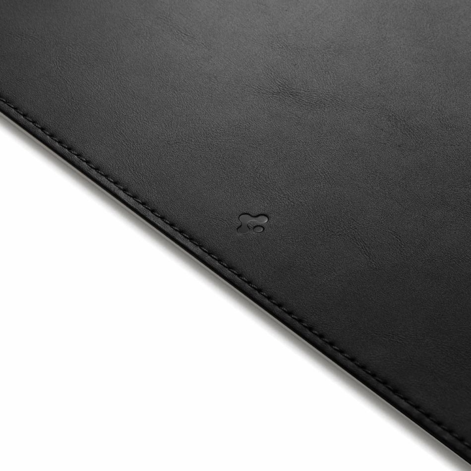 Spigen LD302 Egérpad Black