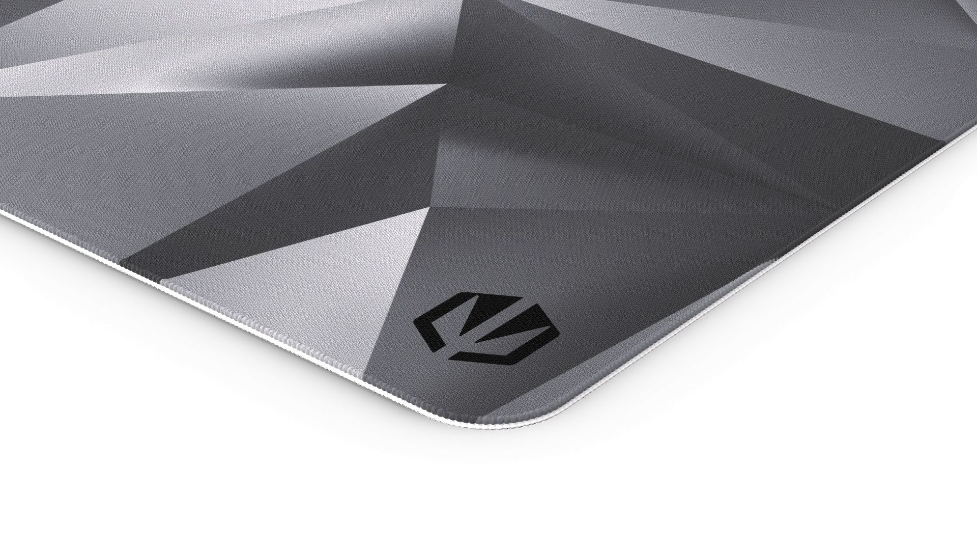 Endorfy Crystal Black L Egérpad Black/White