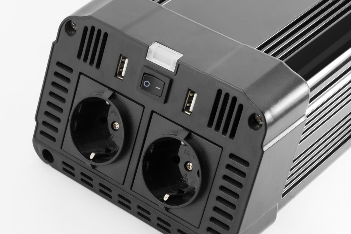 Technaxx TE16 Power Inverter 1200W
