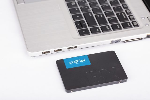 Crucial 240GB 2,5