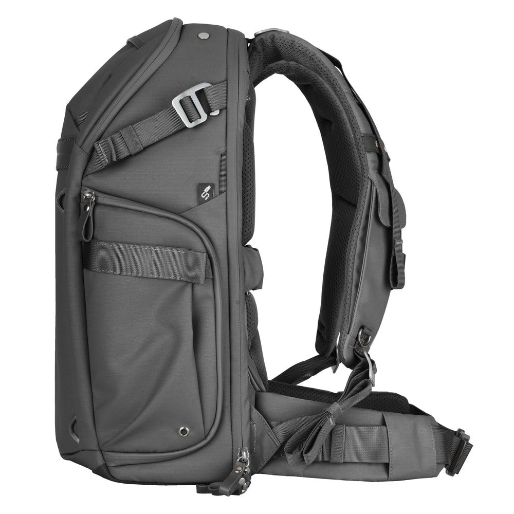 Vanguard B30L Veo Metro Backpack Black