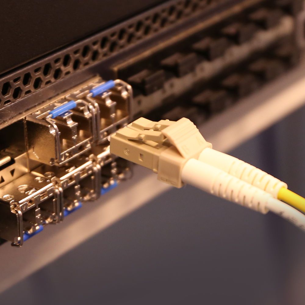 ACT LSZH Multimode 50/125 OM3 fiber cable duplex with LC and SC connectors 3m Blue