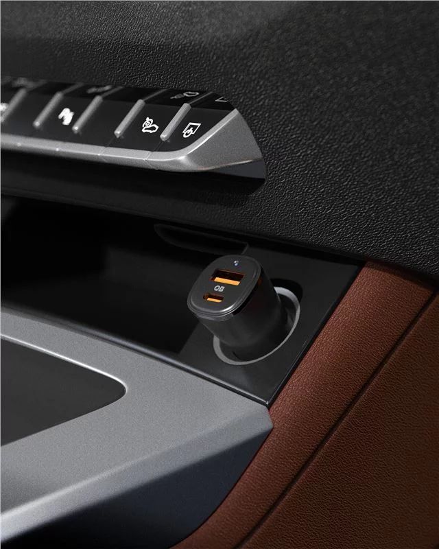 Spigen Essential 48W Car Charger EV482 Black