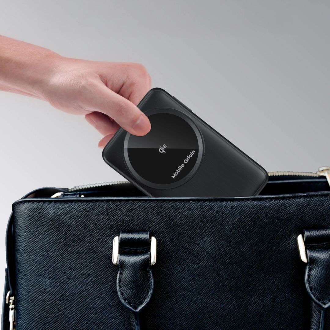 Mobile Origin 3in1 Foldable Qi2 Charger PW8 Black