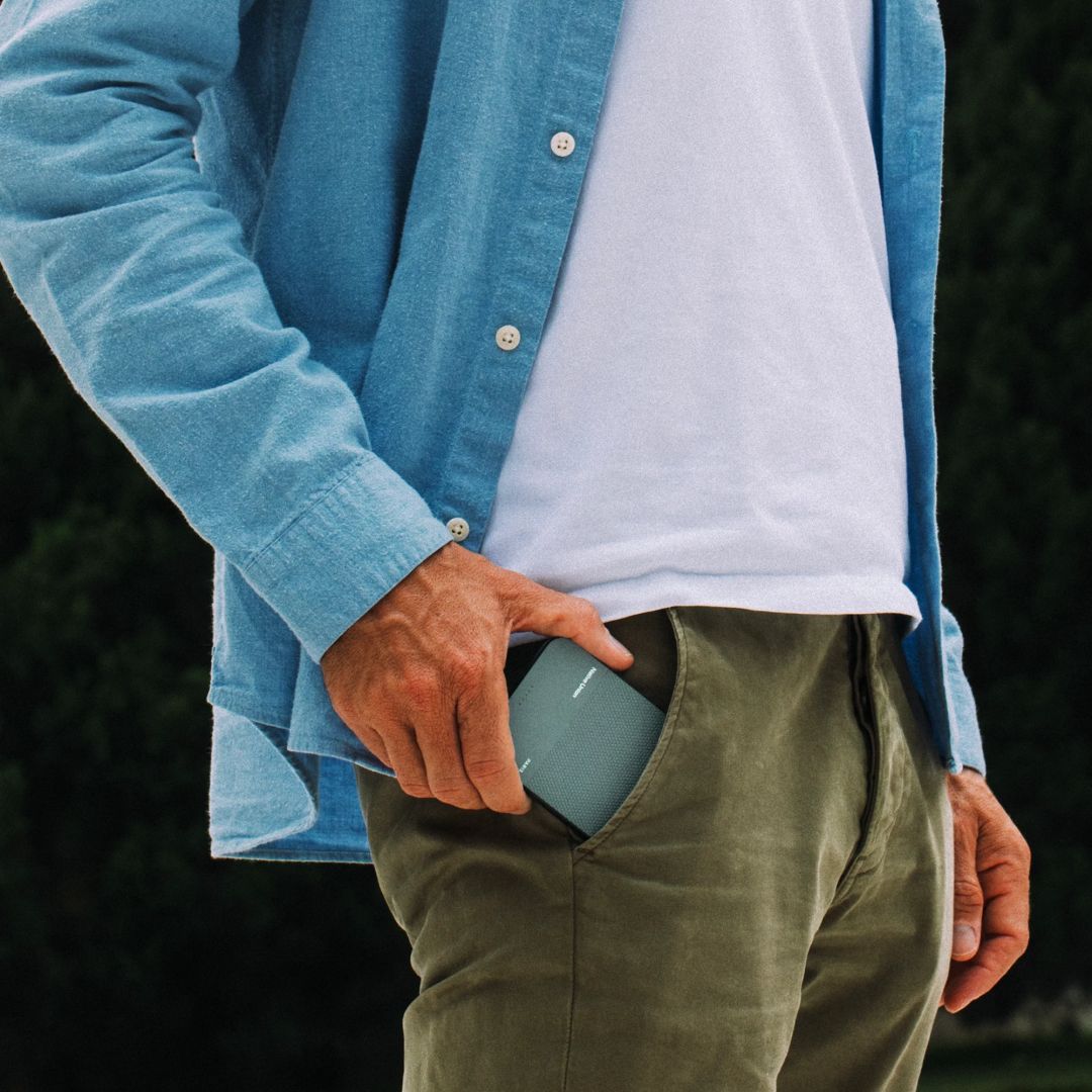 Native Union (Re)Classic Magnetic 5000mAh Power Bank Navy