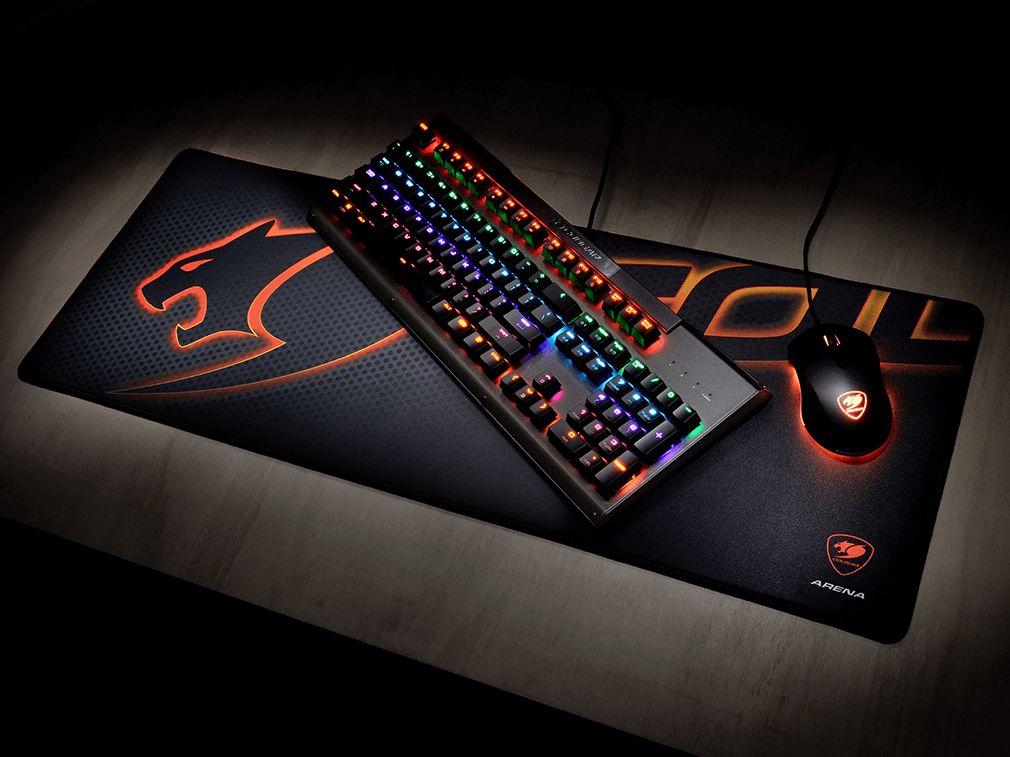 Cougar Arena Black egérpad