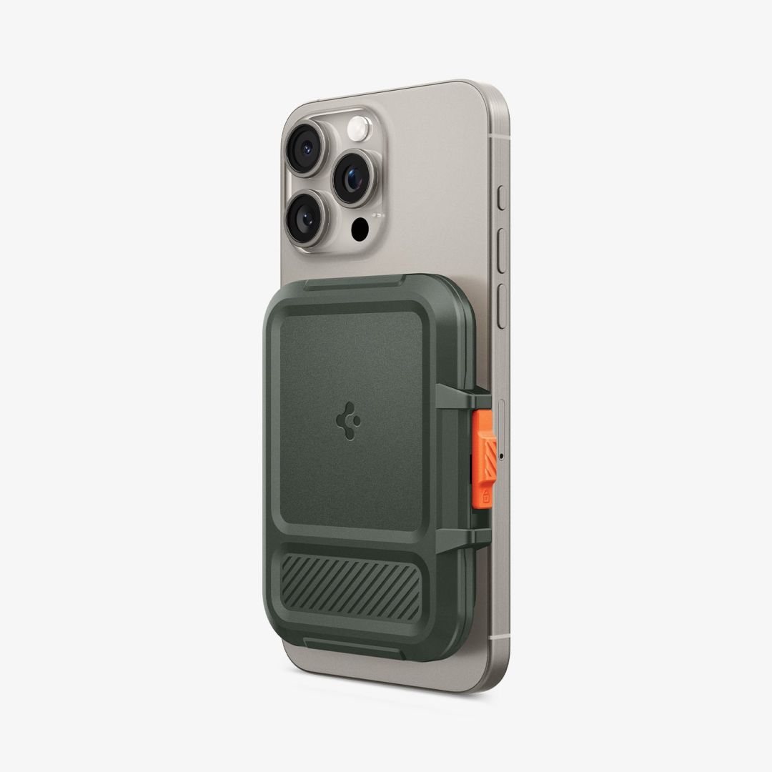 Spigen iPhone Lock Fit MagSafe Wallet Military Green