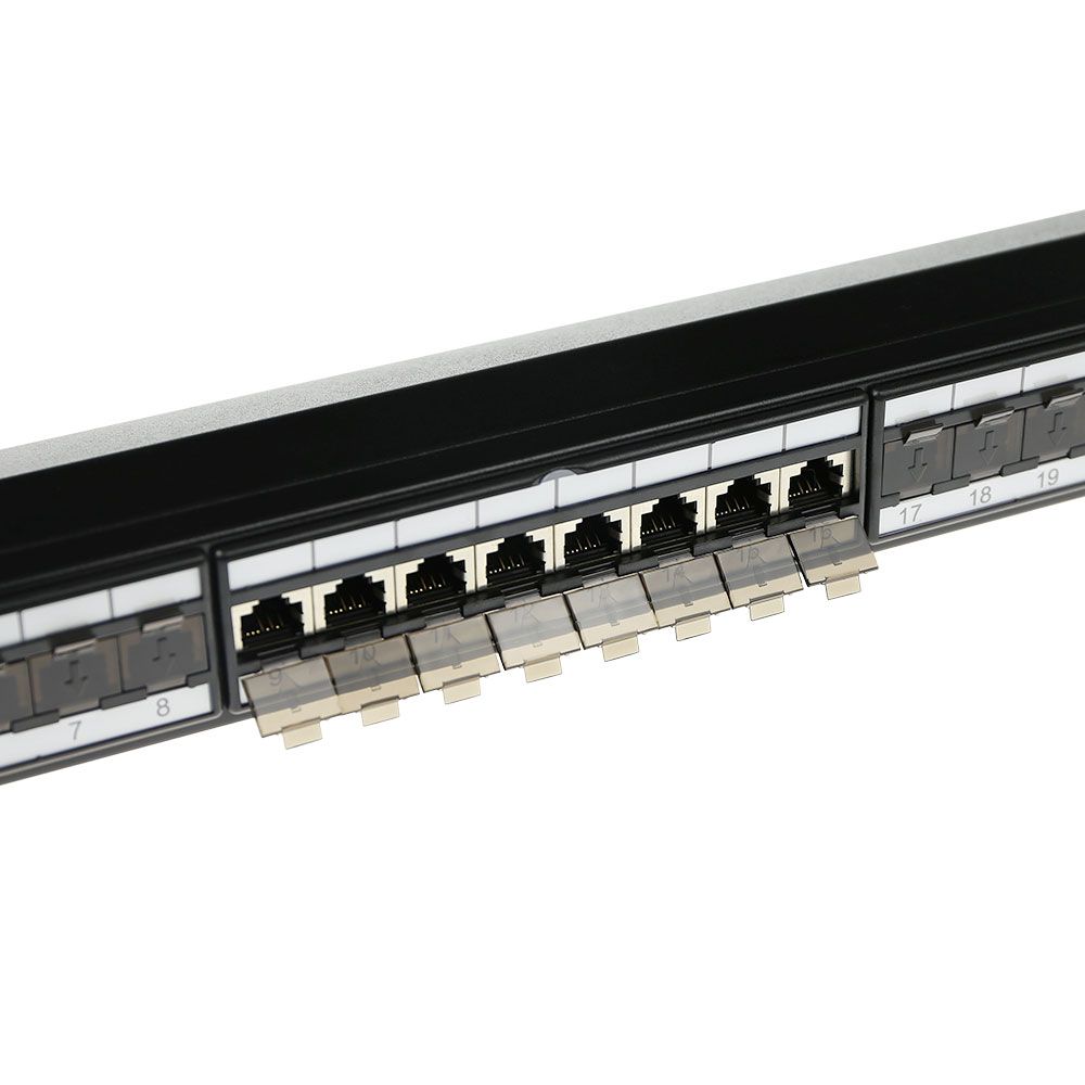 ACT 24-port Patchpanel 1U Black