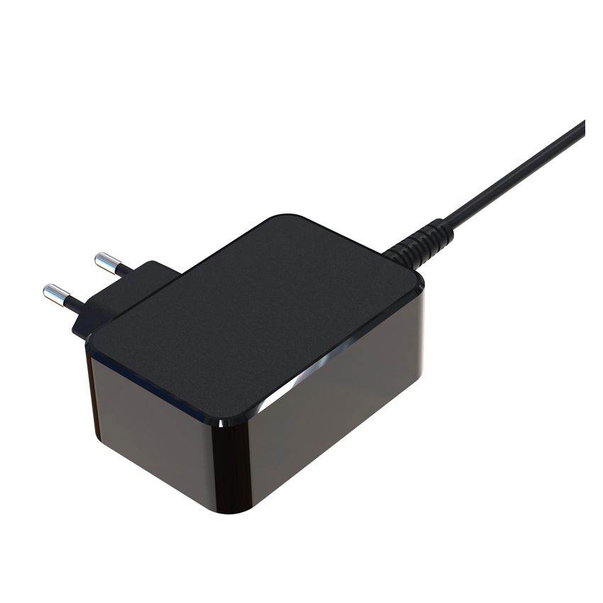 LC Power LC-NB-GAN-45-C 5-20V / 3A 45W Type-C univerzális hálózati notebook töltő