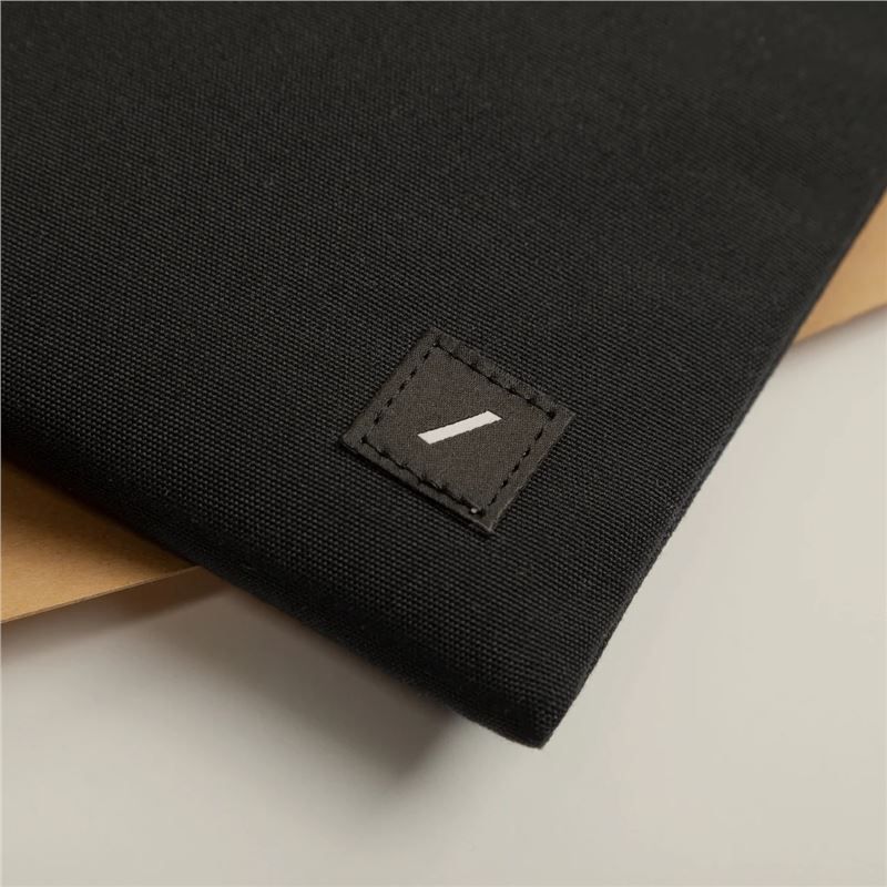 Native Union Stow Lite Sleeve, black - Macbook 16