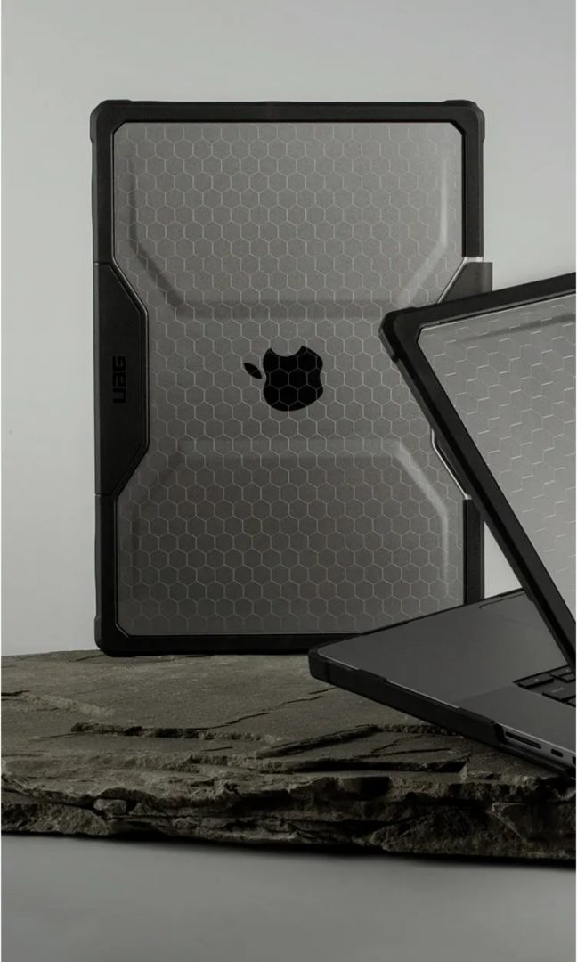 UAG Plyo MacBook Air 13
