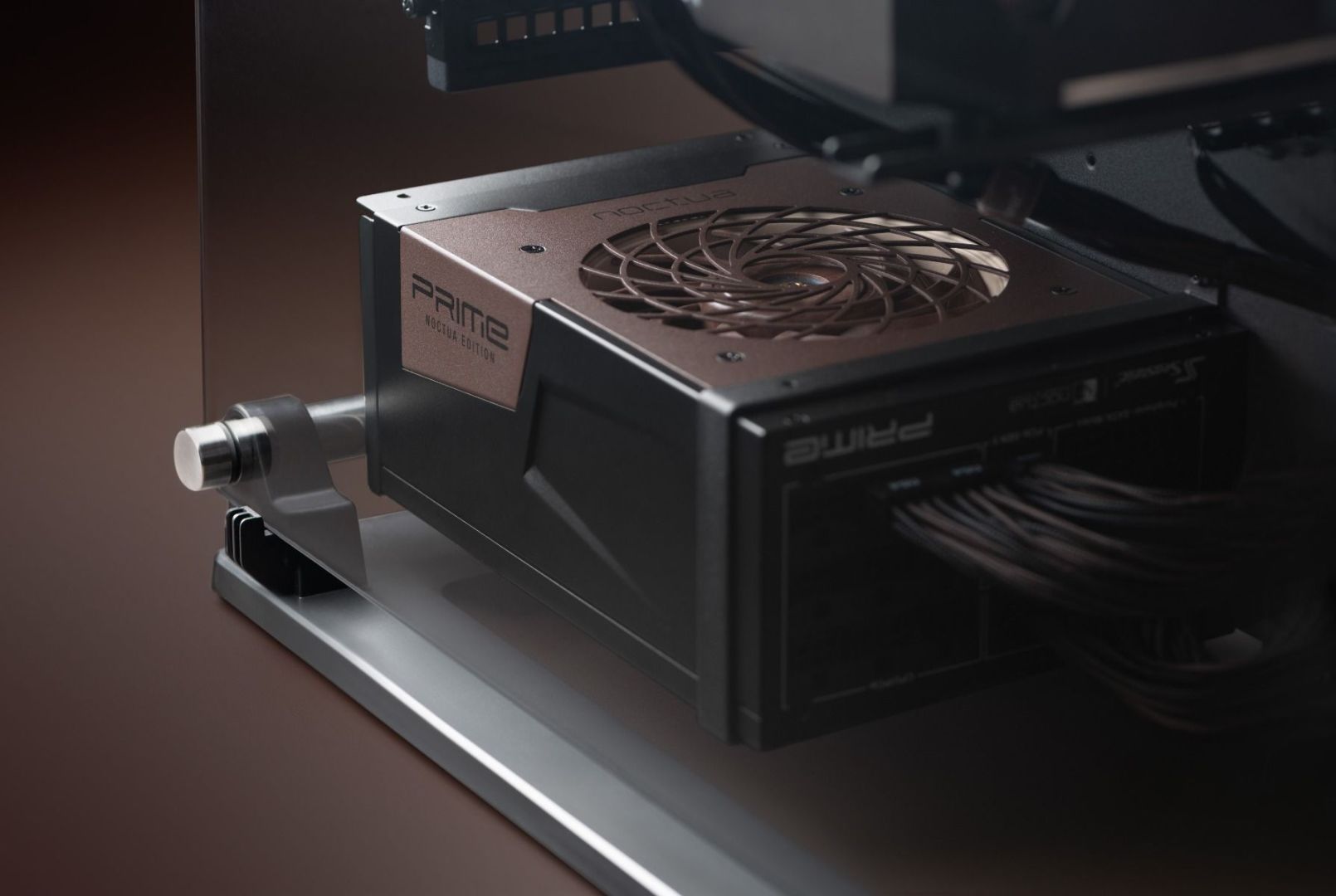 Seasonic 1600W 80+ Titanium Prime TX Noctua Edition