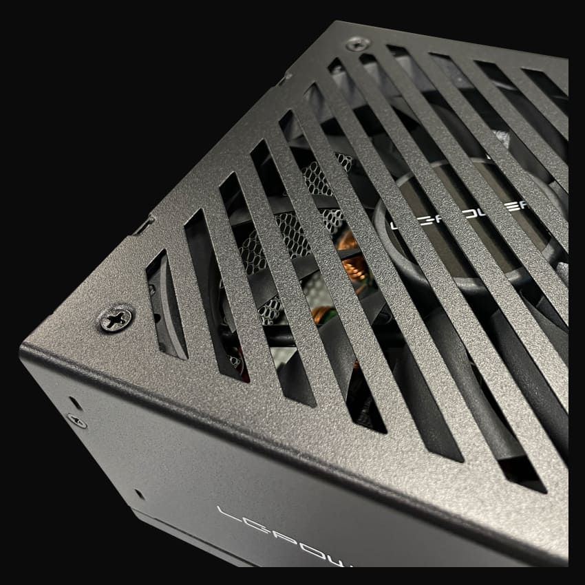 LC Power 850W 80+ Gold Integrator Pro Modular