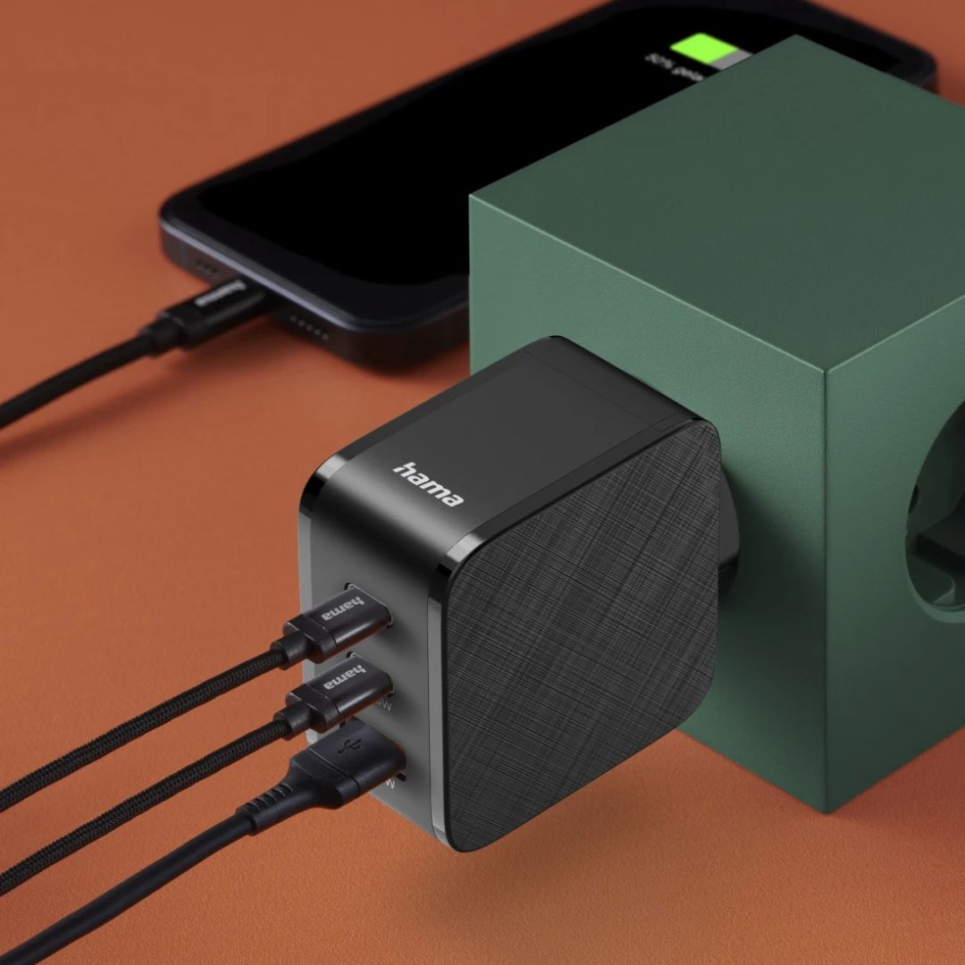 Hama Fast Charger 2x USB-C PD 1x USB-A QC 65W Black
