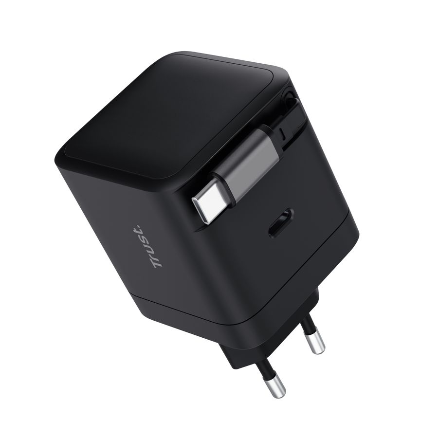 Trust Maxo 65W Retractable USB-C PD Charger Black