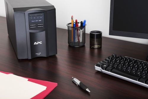 APC SMT1000IC Smart-UPS Line Interactive Tower LCD 1000VA UPS
