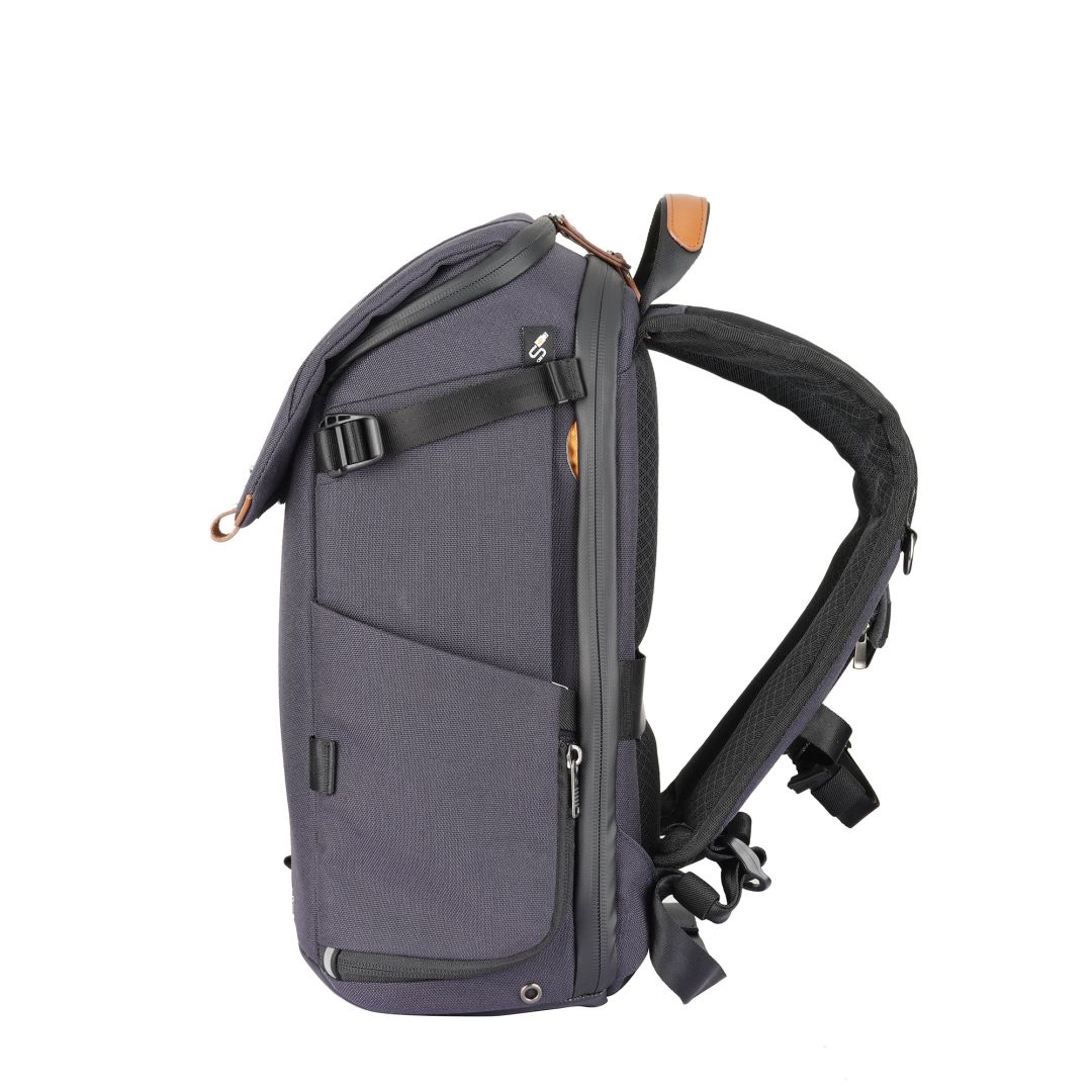 Vanguard VEO CITY B37 Small Camera Backpack w/ Navy Blue