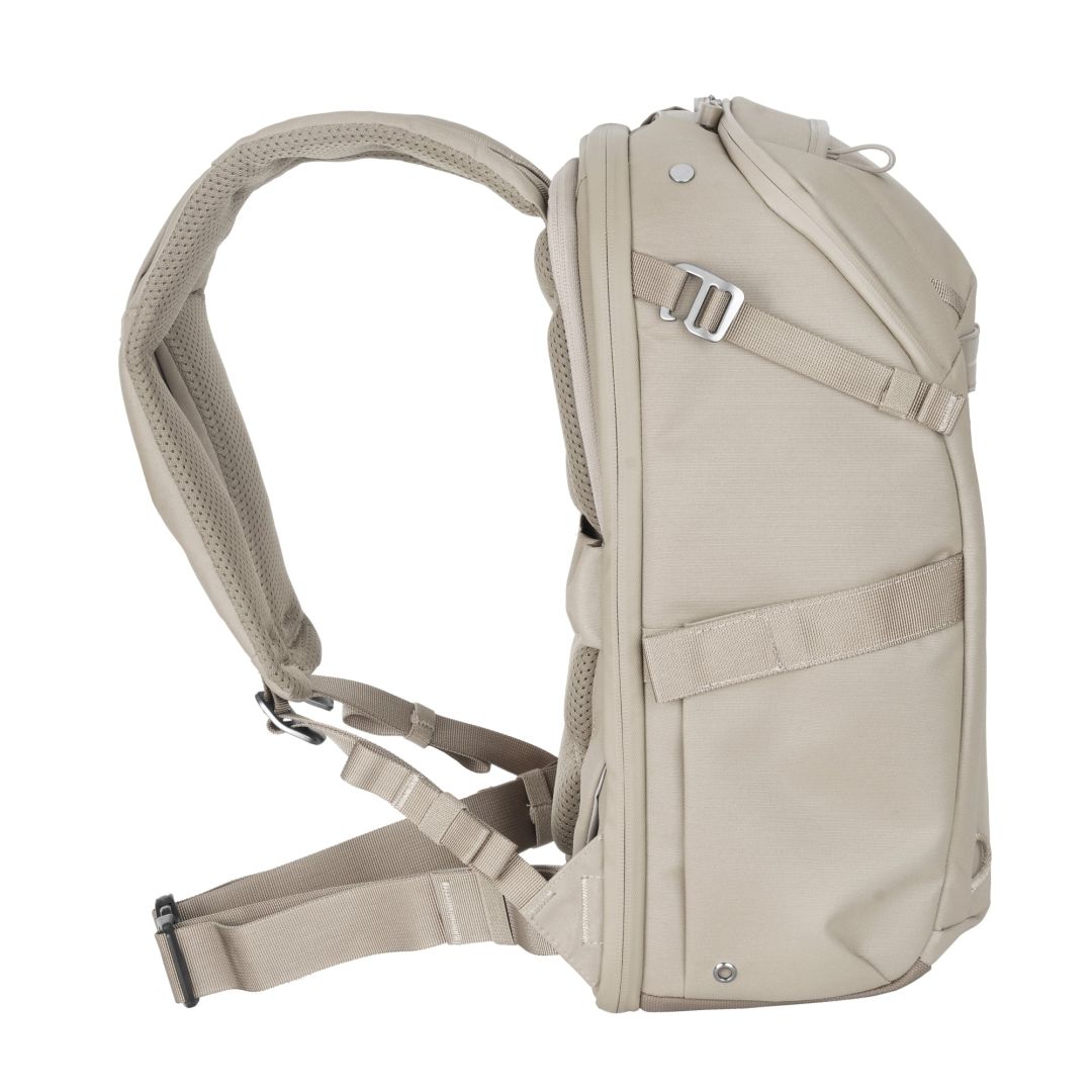 Vanguard VEO Metro 20-Liter Camera and Everyday Backpack Cream