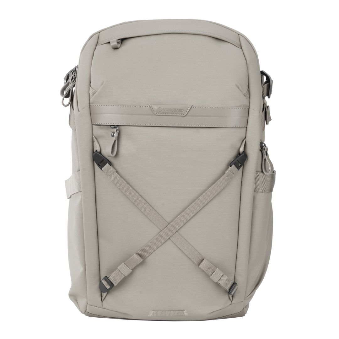 Vanguard VEO Metro 20-Liter Camera and Everyday Backpack Cream