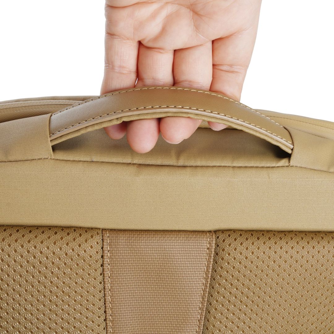 Vanguard VEO Metro 4-Liter Camera and Everyday Shoulder Bag Beige