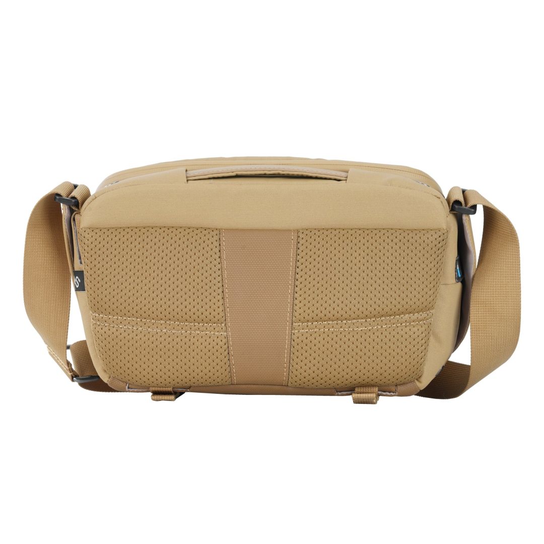 Vanguard VEO Metro 4-Liter Camera and Everyday Shoulder Bag Beige