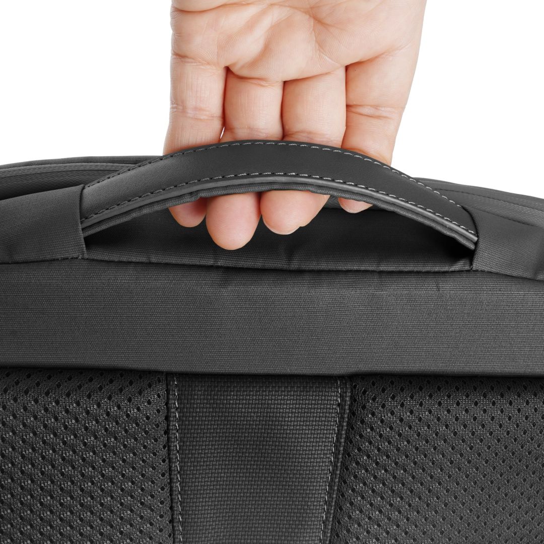 Vanguard VEO Metro 4-Liter Camera and Everyday Shoulder Bag Black