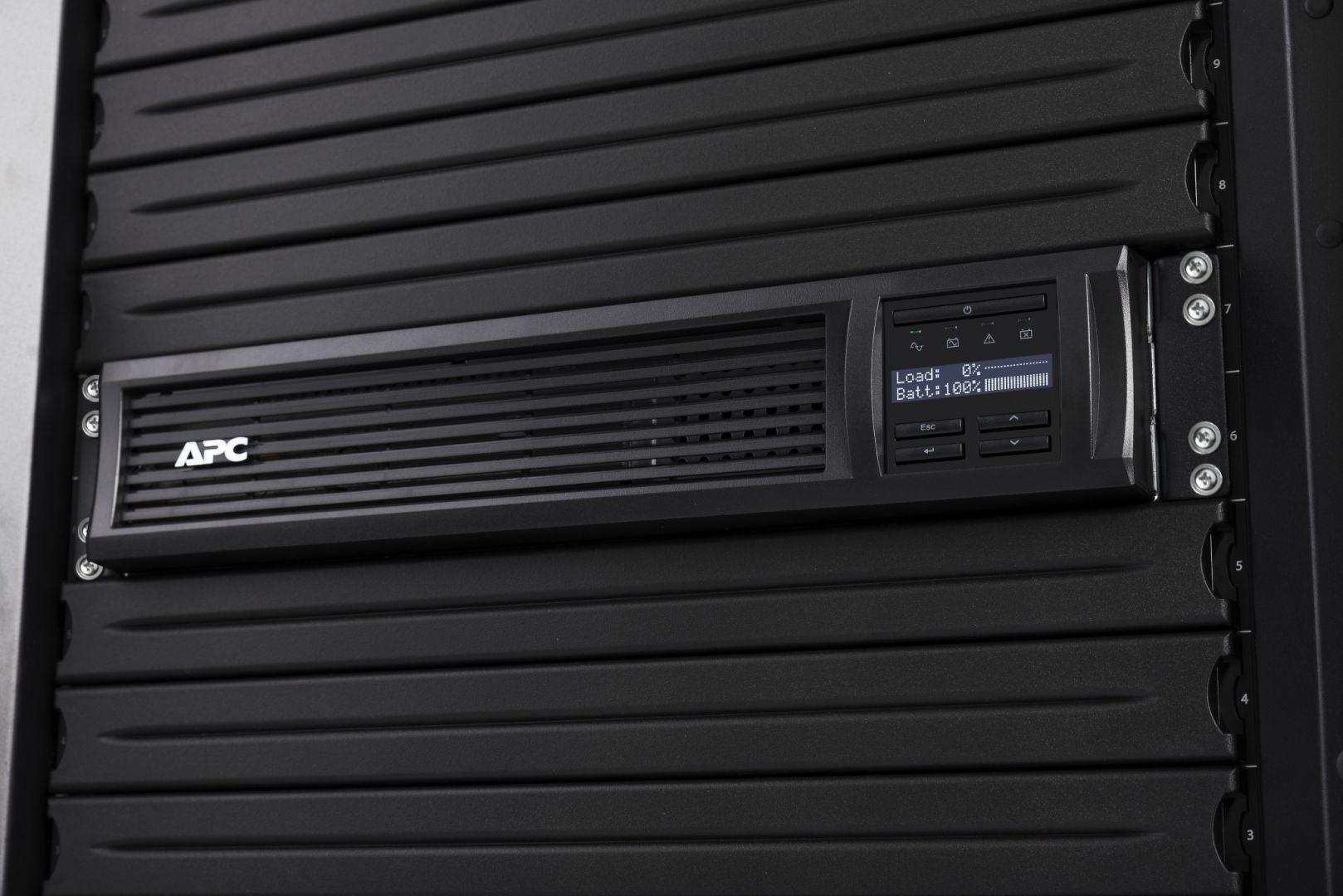 APC SMT1000RMI2UC LCD 1000VA UPS