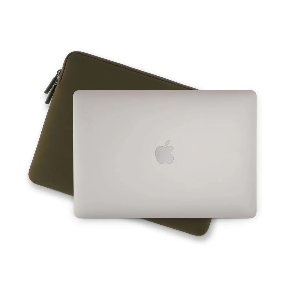 Pipetto Classic Fit Sleeve bag for MacBook 13/14 Dark Green