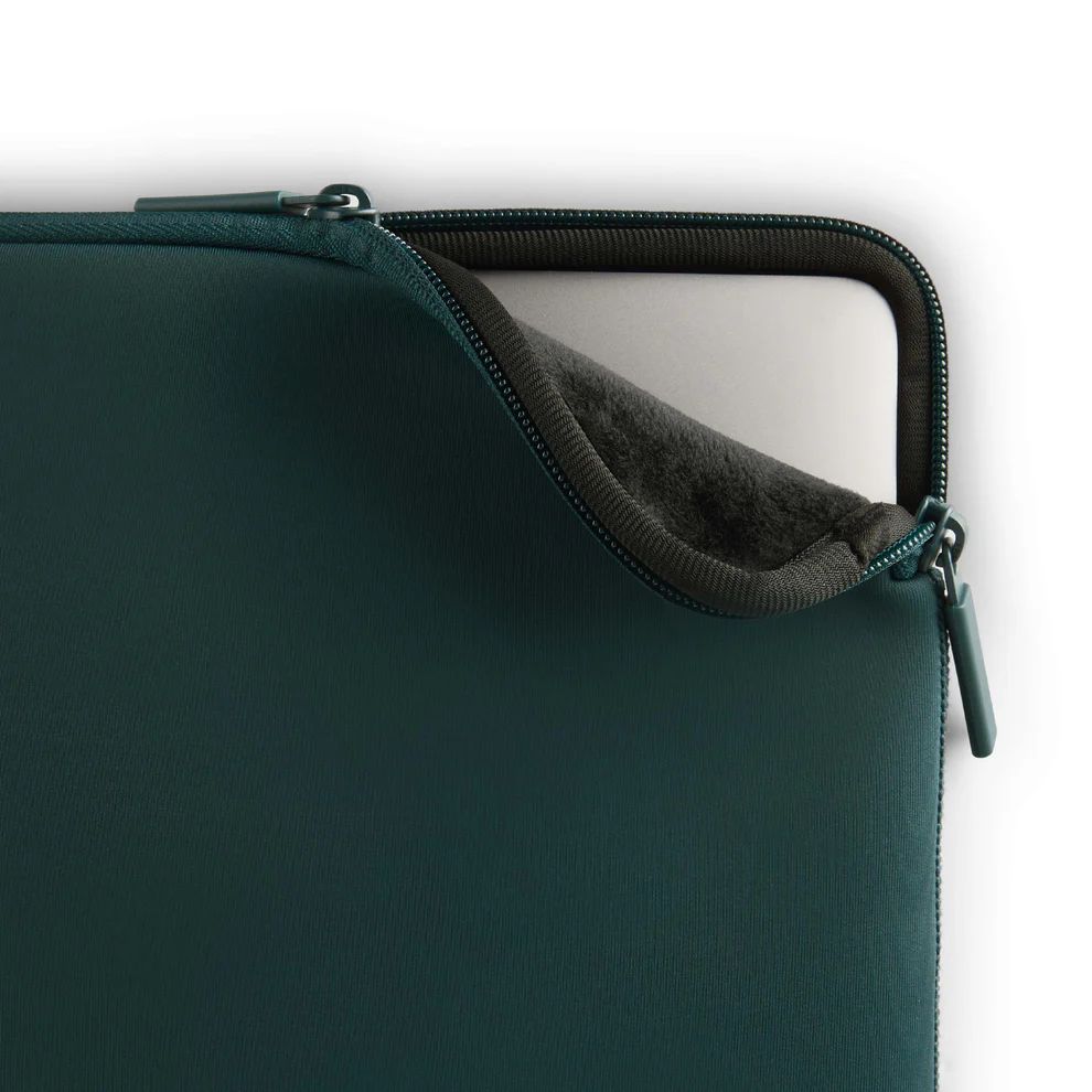 Pipetto Classic Fit Sleeve bag for MacBook 13/14 Dark Teal